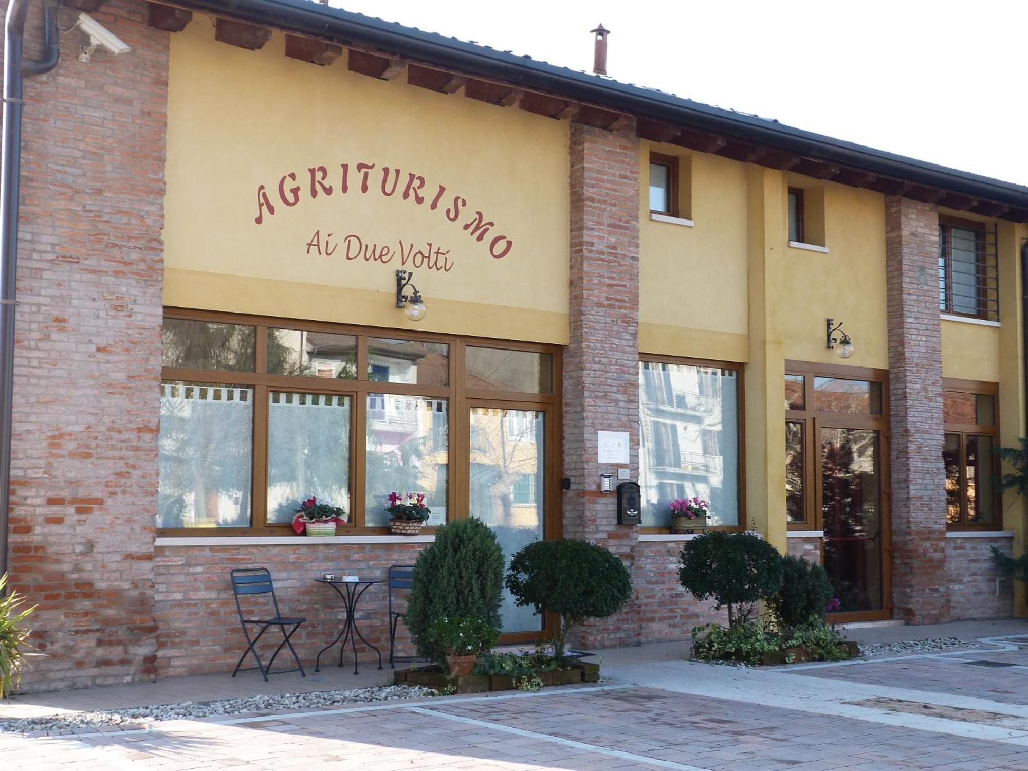 Agriturismo Ai Due Volti Dossobuono Extérieur photo