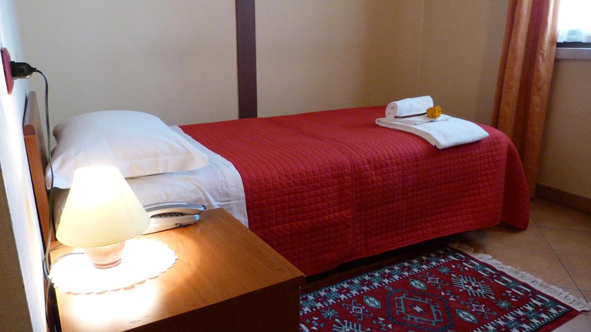 Agriturismo Ai Due Volti Dossobuono Chambre photo